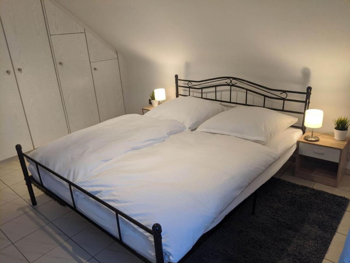 Ferienwohnung Zundel Neu-Anspach Exterior foto